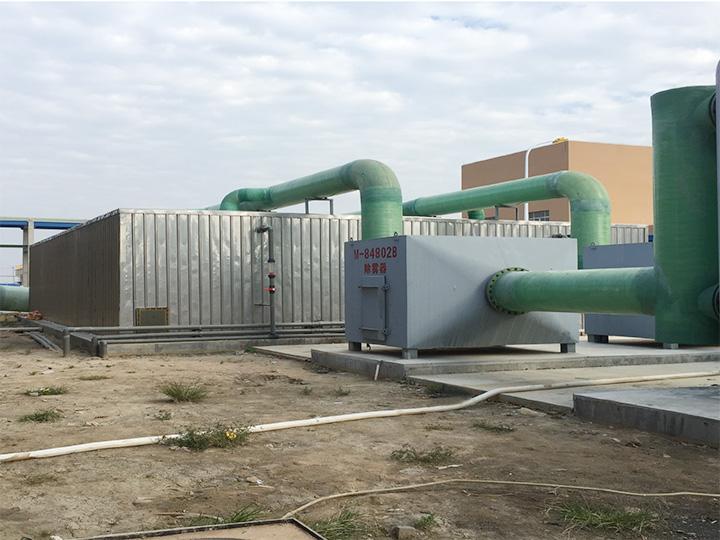 精品综合一区二区三区